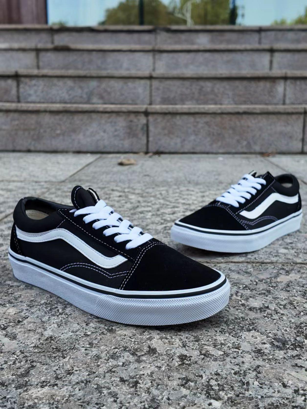 闭眼入的经典!Vans Old Skool黑白